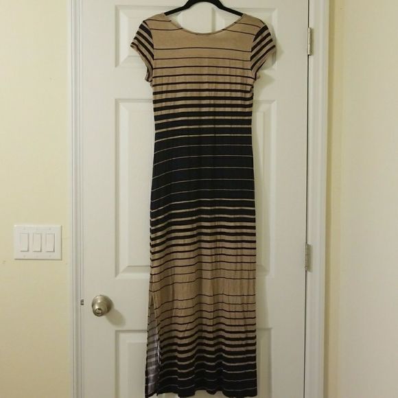 Bar III - Short Sleeve Maxi Dress | Tan and Navy Blue - Picture 2 of 6